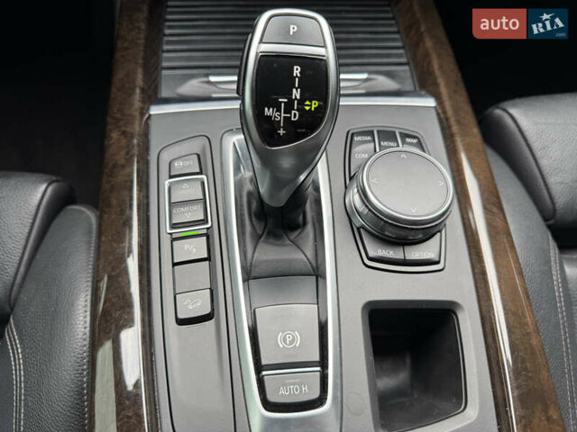 Белый БМВ Х5, объемом двигателя 2.98 л и пробегом 84 тыс. км за 31000 $, фото 17 на Automoto.ua