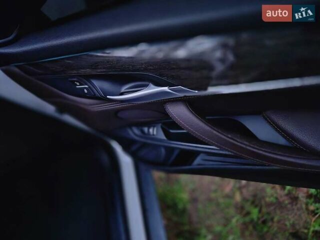 Белый БМВ Х5, объемом двигателя 3 л и пробегом 205 тыс. км за 25000 $, фото 62 на Automoto.ua