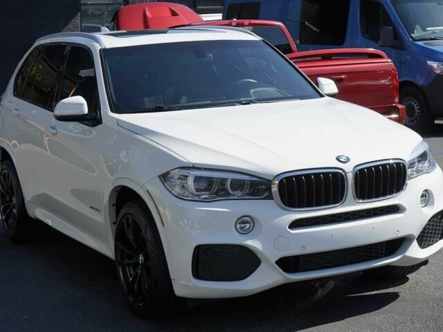 Белый БМВ Х5, объемом двигателя 3 л и пробегом 64 тыс. км за 9800 $, фото 2 на Automoto.ua