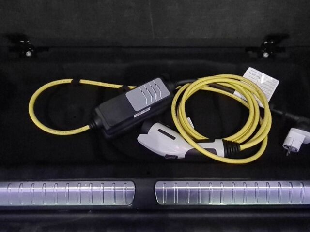 Білий БМВ Х5, об'ємом двигуна 2 л та пробігом 158 тис. км за 35500 $, фото 21 на Automoto.ua