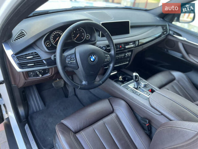 Белый БМВ Х5, объемом двигателя 2 л и пробегом 92 тыс. км за 37200 $, фото 12 на Automoto.ua