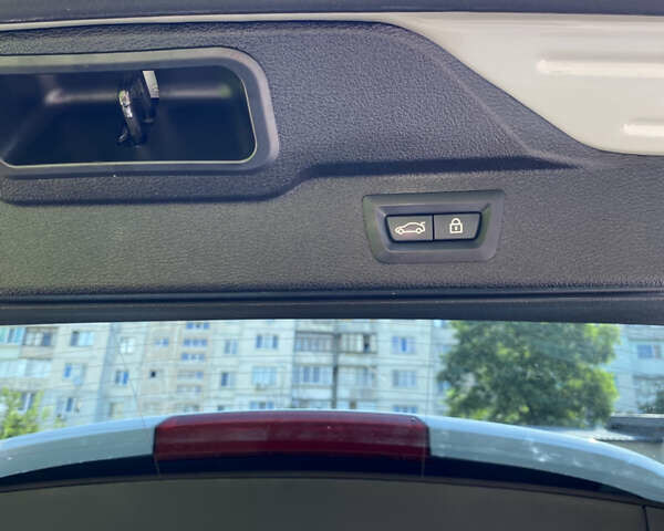 Белый БМВ Х5, объемом двигателя 2 л и пробегом 193 тыс. км за 35000 $, фото 20 на Automoto.ua