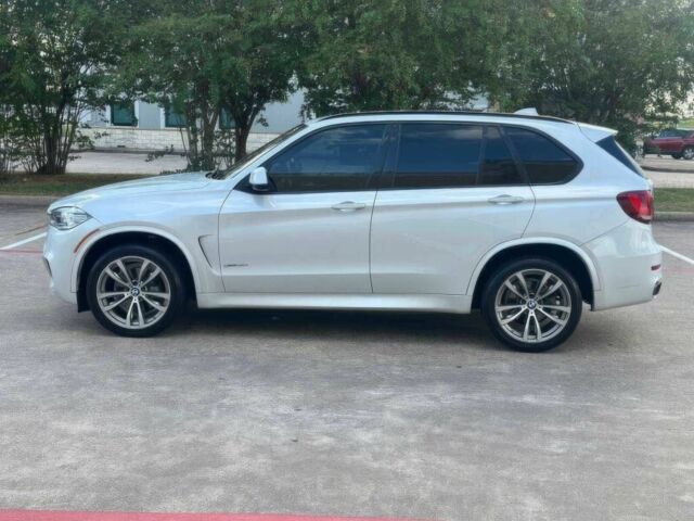 Белый БМВ Х5, объемом двигателя 3 л и пробегом 53 тыс. км за 21500 $, фото 4 на Automoto.ua