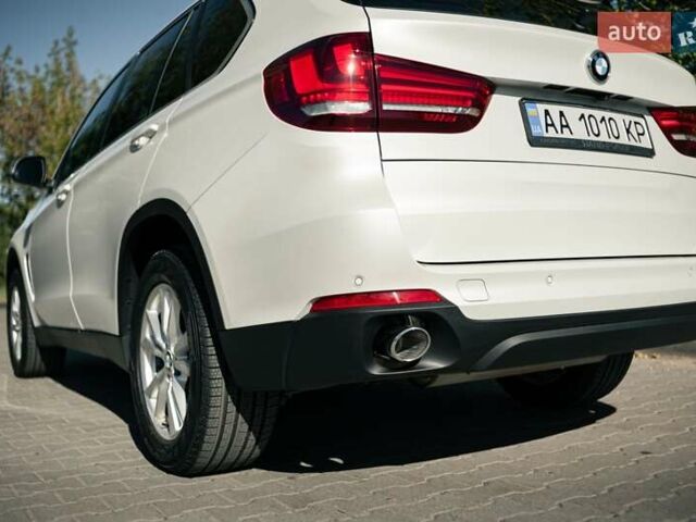 Білий БМВ Х5, об'ємом двигуна 2 л та пробігом 153 тис. км за 32800 $, фото 9 на Automoto.ua