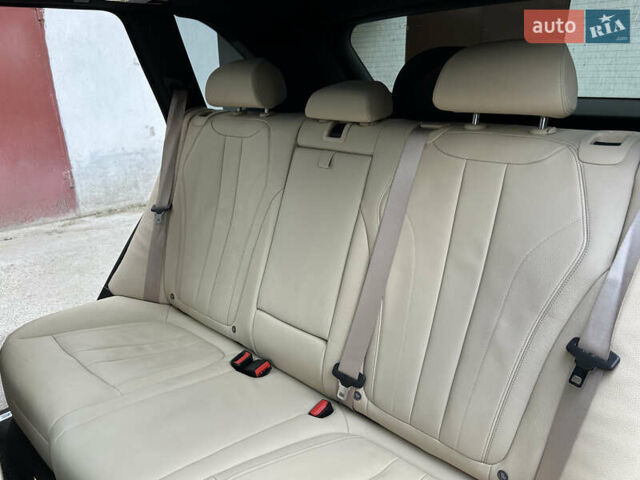 Белый БМВ Х5, объемом двигателя 2 л и пробегом 82 тыс. км за 33900 $, фото 41 на Automoto.ua
