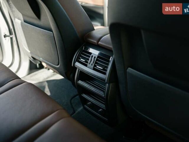 Білий БМВ Х5, об'ємом двигуна 2 л та пробігом 153 тис. км за 32800 $, фото 18 на Automoto.ua