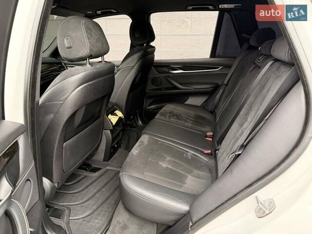 Белый БМВ Х5, объемом двигателя 2.98 л и пробегом 154 тыс. км за 34500 $, фото 46 на Automoto.ua