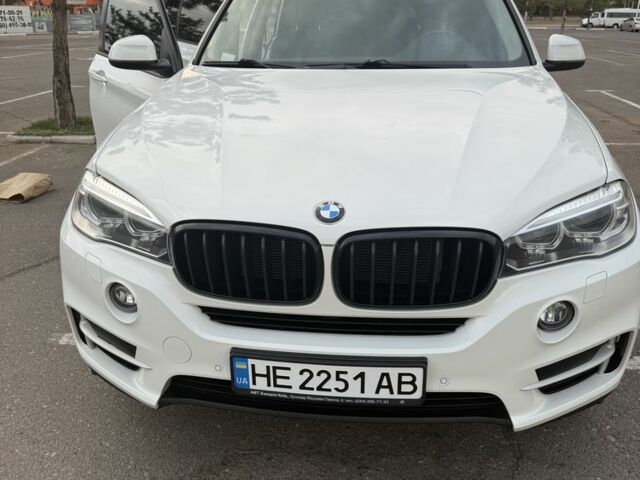 БМВ Х5 2017 в Николаеве на Automoto.ua Белый БМВ Х5, объемом двигателя 2 л и пробегом 200 тыс. км за 27500 $, фото 10 на Automoto.ua