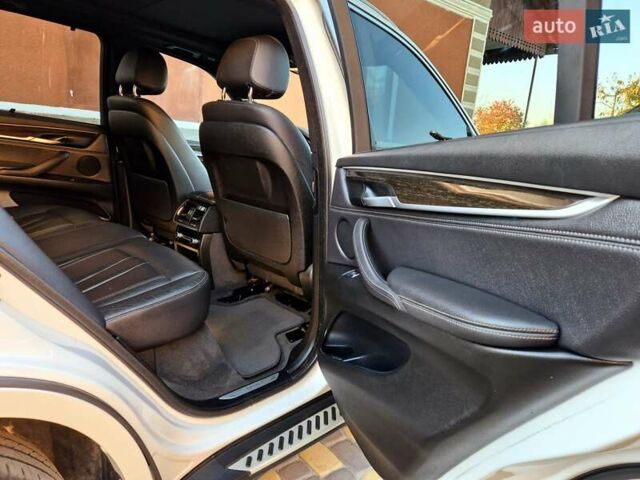 Белый БМВ Х5, объемом двигателя 2.99 л и пробегом 110 тыс. км за 31900 $, фото 23 на Automoto.ua