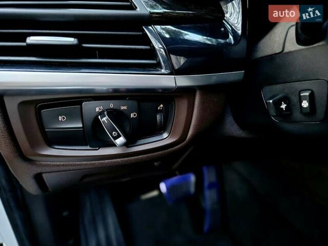 Белый БМВ Х5, объемом двигателя 3 л и пробегом 205 тыс. км за 25000 $, фото 18 на Automoto.ua