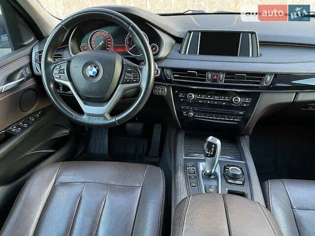 Білий БМВ Х5, об'ємом двигуна 2 л та пробігом 158 тис. км за 25999 $, фото 3 на Automoto.ua