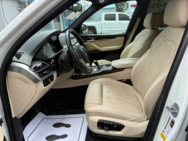 Белый БМВ Х5, объемом двигателя 3 л и пробегом 69 тыс. км за 15900 $, фото 8 на Automoto.ua