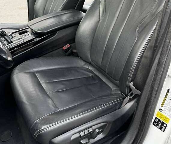 Білий БМВ Х5, об'ємом двигуна 3 л та пробігом 142 тис. км за 23000 $, фото 9 на Automoto.ua