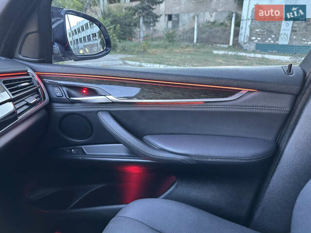 Белый БМВ Х5, объемом двигателя 2 л и пробегом 100 тыс. км за 32000 $, фото 25 на Automoto.ua