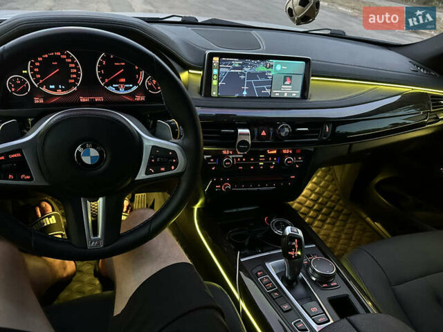 Белый БМВ Х5, объемом двигателя 2 л и пробегом 100 тыс. км за 32000 $, фото 33 на Automoto.ua