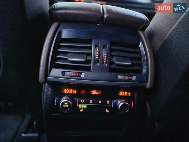 Белый БМВ Х5, объемом двигателя 3 л и пробегом 205 тыс. км за 25000 $, фото 38 на Automoto.ua