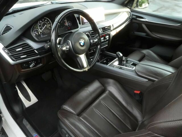 Белый БМВ Х5, объемом двигателя 3 л и пробегом 68 тыс. км за 17800 $, фото 15 на Automoto.ua