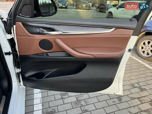 Білий БМВ Х5, об'ємом двигуна 3 л та пробігом 106 тис. км за 28999 $, фото 33 на Automoto.ua