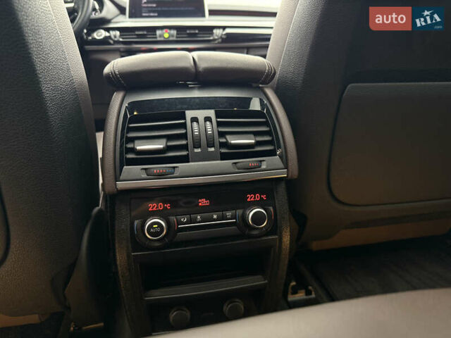 Білий БМВ Х5, об'ємом двигуна 2.99 л та пробігом 213 тис. км за 28800 $, фото 23 на Automoto.ua