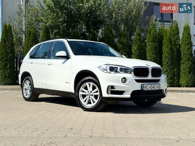 Білий БМВ Х5, об'ємом двигуна 2.98 л та пробігом 210 тис. км за 32000 $, фото 24 на Automoto.ua