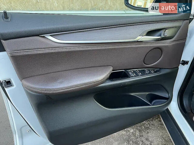 Білий БМВ Х5, об'ємом двигуна 2 л та пробігом 158 тис. км за 25999 $, фото 9 на Automoto.ua