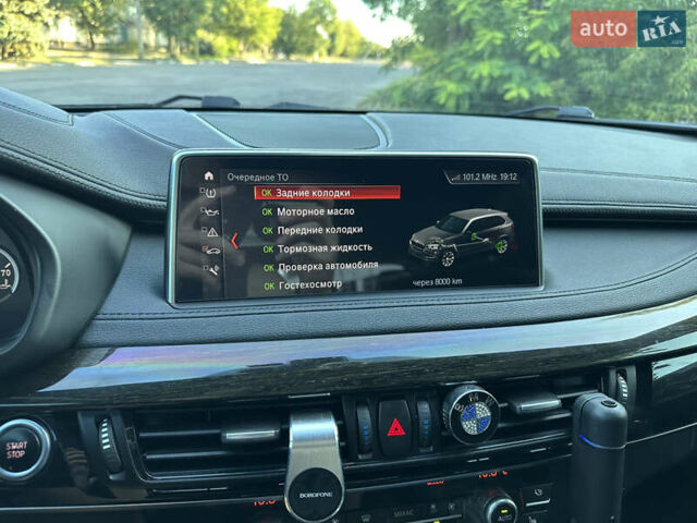 Белый БМВ Х5, объемом двигателя 2 л и пробегом 100 тыс. км за 32000 $, фото 23 на Automoto.ua