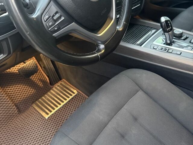 БМВ Х5 2017 в Николаеве на Automoto.ua Белый БМВ Х5, объемом двигателя 2 л и пробегом 200 тыс. км за 27500 $, фото 11 на Automoto.ua