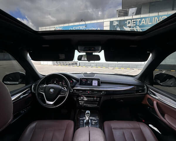 Белый БМВ Х5, объемом двигателя 2.98 л и пробегом 130 тыс. км за 28000 $, фото 44 на Automoto.ua