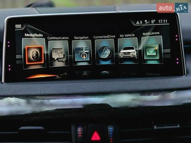 Белый БМВ Х5, объемом двигателя 3 л и пробегом 205 тыс. км за 25000 $, фото 23 на Automoto.ua