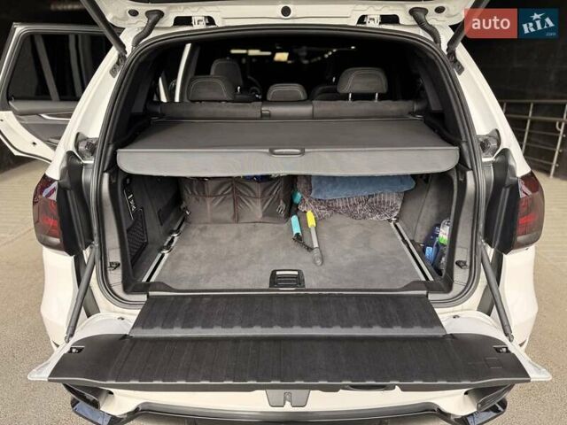 Белый БМВ Х5, объемом двигателя 2.98 л и пробегом 154 тыс. км за 34500 $, фото 50 на Automoto.ua