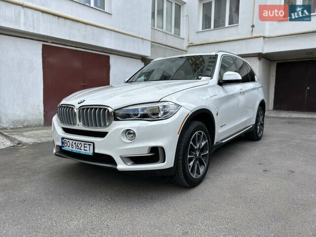 Белый БМВ Х5, объемом двигателя 2 л и пробегом 82 тыс. км за 33900 $, фото 2 на Automoto.ua