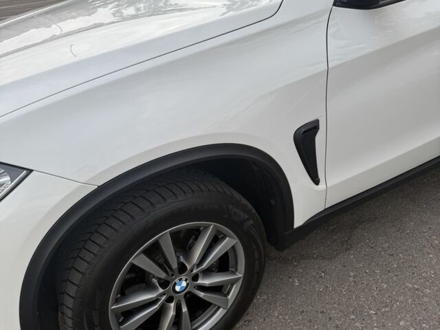 БМВ Х5 2017 в Николаеве на Automoto.ua Белый БМВ Х5, объемом двигателя 2 л и пробегом 200 тыс. км за 27500 $, фото 5 на Automoto.ua