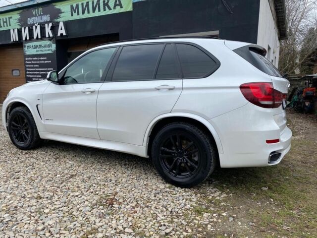 Белый БМВ Х5, объемом двигателя 3 л и пробегом 249 тыс. км за 35000 $, фото 23 на Automoto.ua