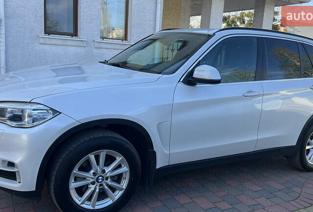 Белый БМВ Х5, объемом двигателя 2 л и пробегом 92 тыс. км за 33200 $, фото 2 на Automoto.ua
