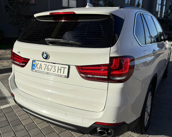 Белый БМВ Х5, объемом двигателя 2 л и пробегом 212 тыс. км за 27000 $, фото 18 на Automoto.ua