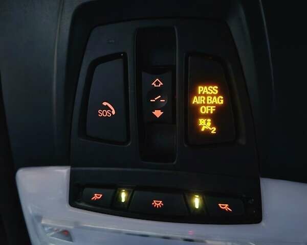 Белый БМВ Х5, объемом двигателя 3 л и пробегом 205 тыс. км за 25000 $, фото 55 на Automoto.ua