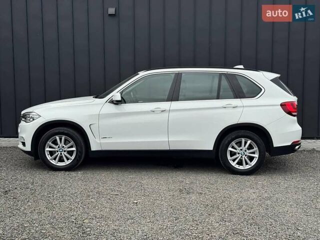 Белый БМВ Х5, объемом двигателя 3 л и пробегом 208 тыс. км за 28900 $, фото 3 на Automoto.ua