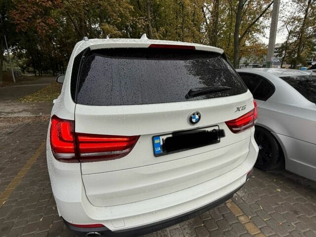 Білий БМВ Х5, об'ємом двигуна 3 л та пробігом 95 тис. км за 28000 $, фото 2 на Automoto.ua