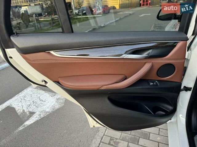 Білий БМВ Х5, об'ємом двигуна 3 л та пробігом 106 тис. км за 28999 $, фото 34 на Automoto.ua
