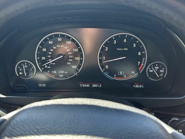 Білий БМВ Х5, об'ємом двигуна 3 л та пробігом 178 тис. км за 27000 $, фото 8 на Automoto.ua