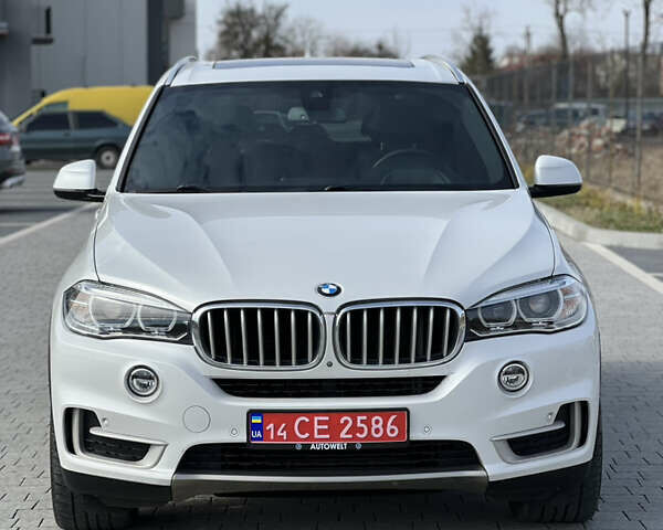 Белый БМВ Х5, объемом двигателя 2.99 л и пробегом 292 тыс. км за 26999 $, фото 1 на Automoto.ua