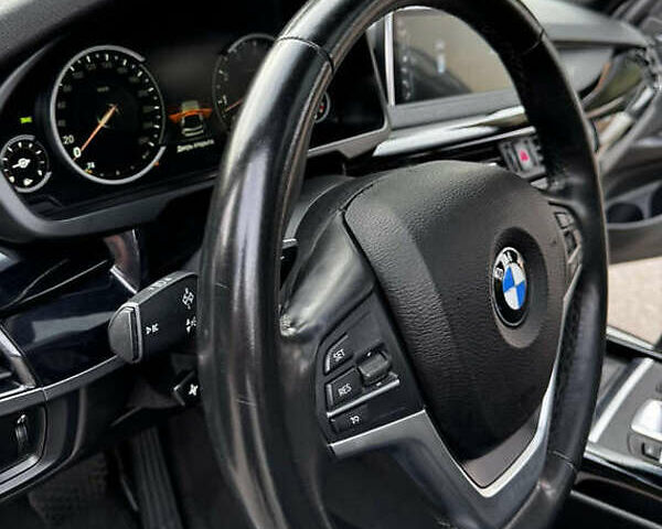 Белый БМВ Х5, объемом двигателя 2.98 л и пробегом 142 тыс. км за 25000 $, фото 8 на Automoto.ua