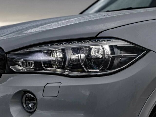 Белый БМВ Х5, объемом двигателя 2 л и пробегом 65 тыс. км за 16500 $, фото 9 на Automoto.ua