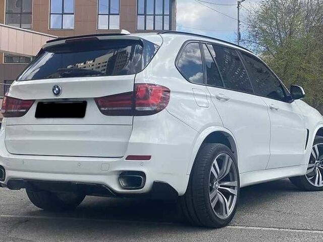 Белый БМВ Х5, объемом двигателя 2 л и пробегом 65 тыс. км за 21000 $, фото 5 на Automoto.ua