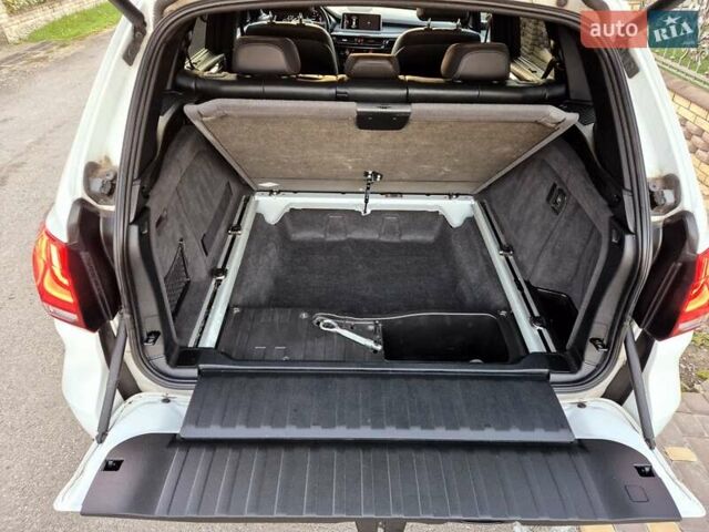 Белый БМВ Х5, объемом двигателя 2.99 л и пробегом 110 тыс. км за 31900 $, фото 34 на Automoto.ua