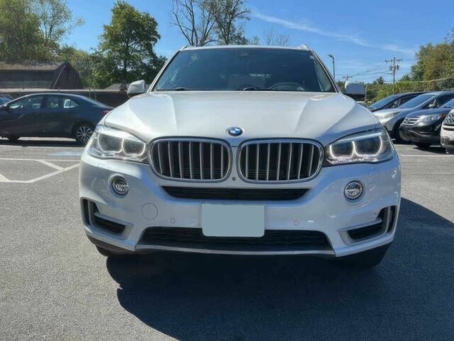 Белый БМВ Х5, объемом двигателя 2 л и пробегом 54 тыс. км за 9500 $, фото 1 на Automoto.ua