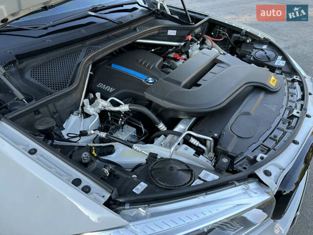 Белый БМВ Х5, объемом двигателя 2 л и пробегом 100 тыс. км за 32000 $, фото 8 на Automoto.ua