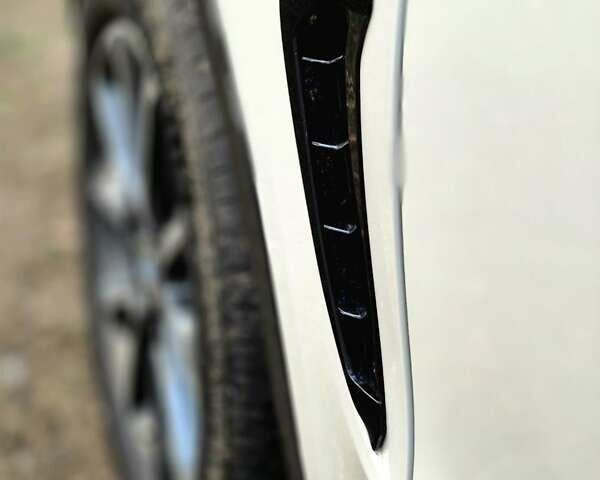 Белый БМВ Х5, объемом двигателя 3 л и пробегом 205 тыс. км за 25000 $, фото 68 на Automoto.ua