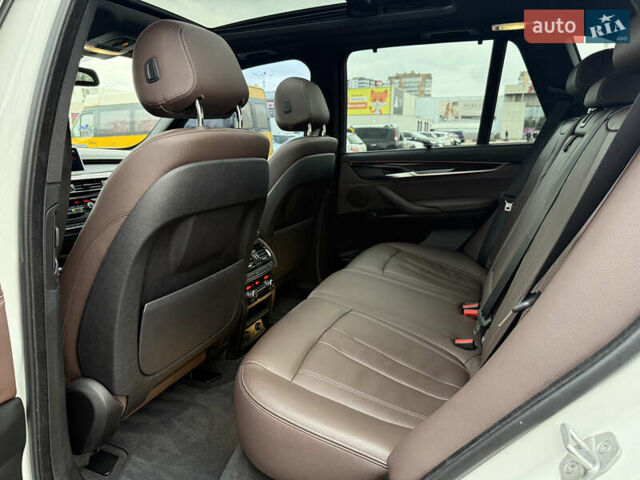 Білий БМВ Х5, об'ємом двигуна 2.99 л та пробігом 213 тис. км за 28800 $, фото 10 на Automoto.ua