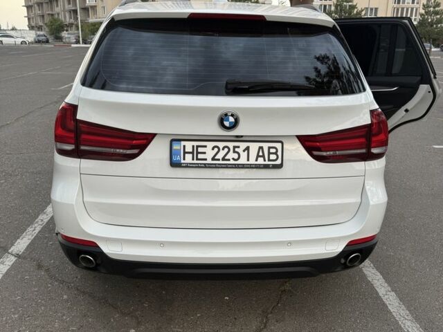 БМВ Х5 2017 в Николаеве на Automoto.ua Белый БМВ Х5, объемом двигателя 2 л и пробегом 200 тыс. км за 27500 $, фото 7 на Automoto.ua